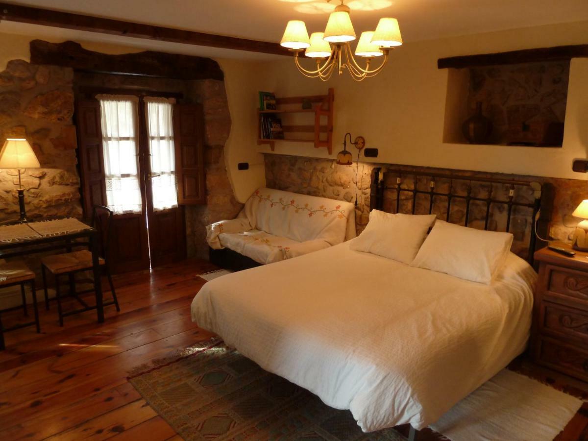 Pandiello Casa Rural La Cortina מראה חיצוני תמונה